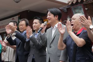 參香霞海城隍廟　副總統祈求臺灣平安順利　社會安定祥和　人民安居樂業