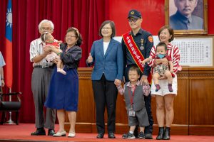 慶祝警察節　總統：調高勤務加給　充實裝備規格、訓練設施　持續提升警察同仁各面向保障