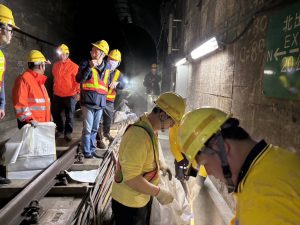 花檢與臺鐵公司共同完成大清水隧道內清理作業，已妥速完成遺骨相驗比對，後續將儘速處理發還作業