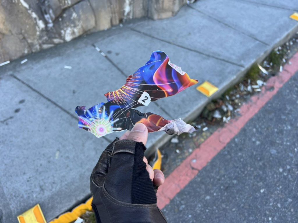 二車四人合歡山武嶺公路上違法燃放煙火    太管處將依法裁處插图