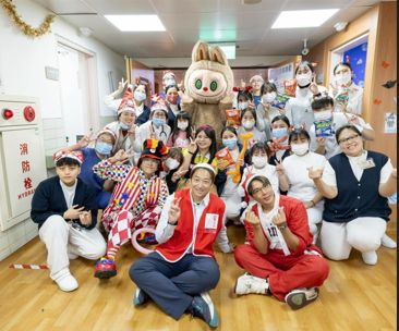 縣議員魏嘉賢聖誕前夕走進兒童病房    把歡笑與祝福送到床邊缩略图