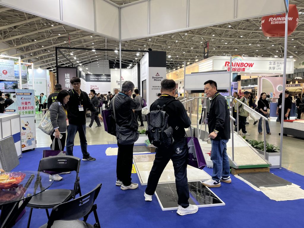 從止滑創新到公共安全領航者──Ultra-μ 科技推動台灣地坪安全標準插图 從止滑創新到公共安全領航者──Ultra-μ 科技推動台灣地坪安全標準插图