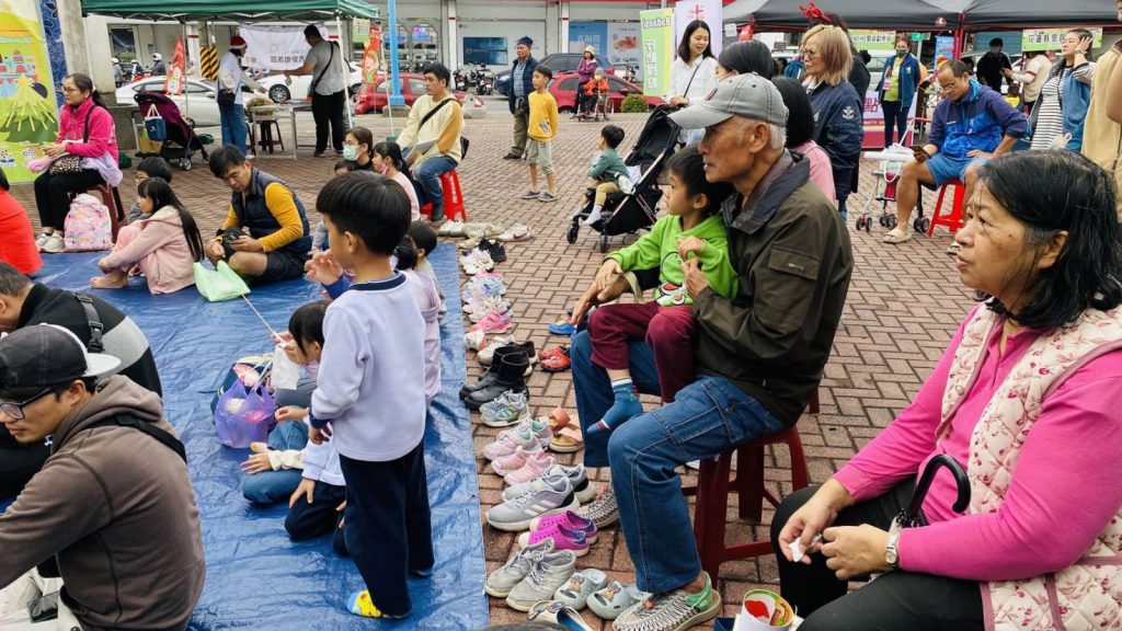 「聖誕遊戲派對!HO賀好」祖孫共融活動 歡笑連結世代情感插图3 「聖誕遊戲派對!HO賀好」祖孫共融活動 歡笑連結世代情感插图3