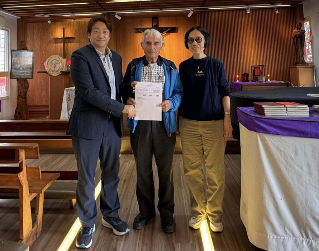 《走徑東海岸—與法國神父相遇》 縣議員魏嘉賢支持劉一峰神父新書發行插图1 《走徑東海岸—與法國神父相遇》 縣議員魏嘉賢支持劉一峰神父新書發行插图1