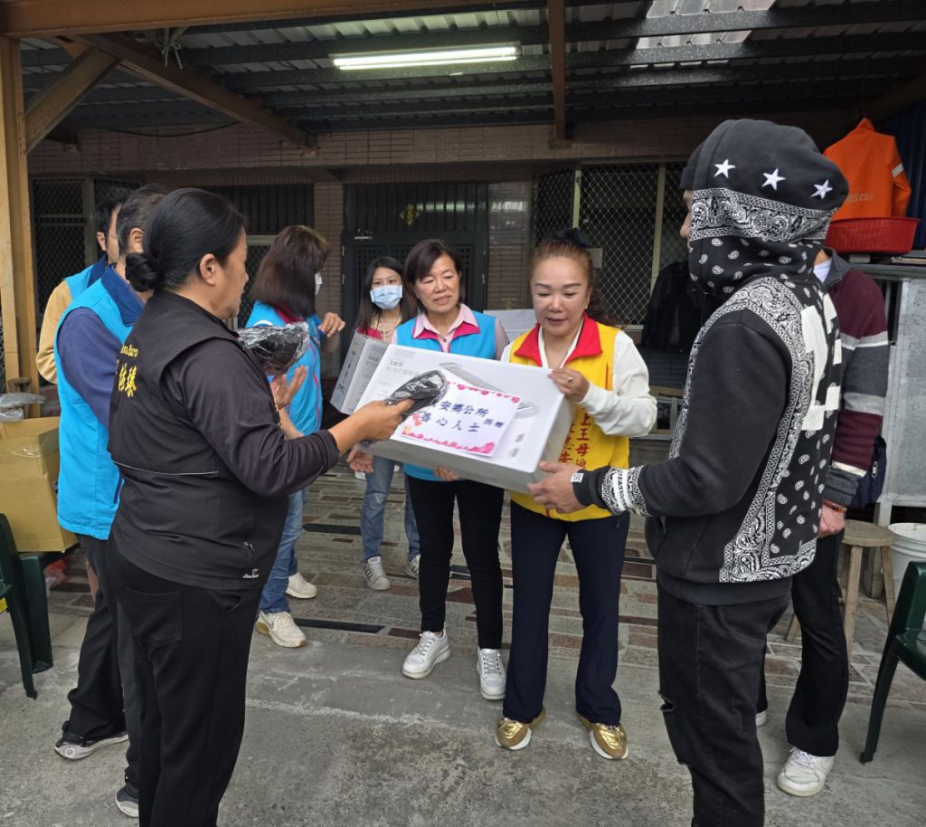 吉安鄉長游淑貞持續關懷光復災民 再整合善款添禦寒物資 溫暖災民插图 吉安鄉長游淑貞持續關懷光復災民 再整合善款添禦寒物資 溫暖災民插图