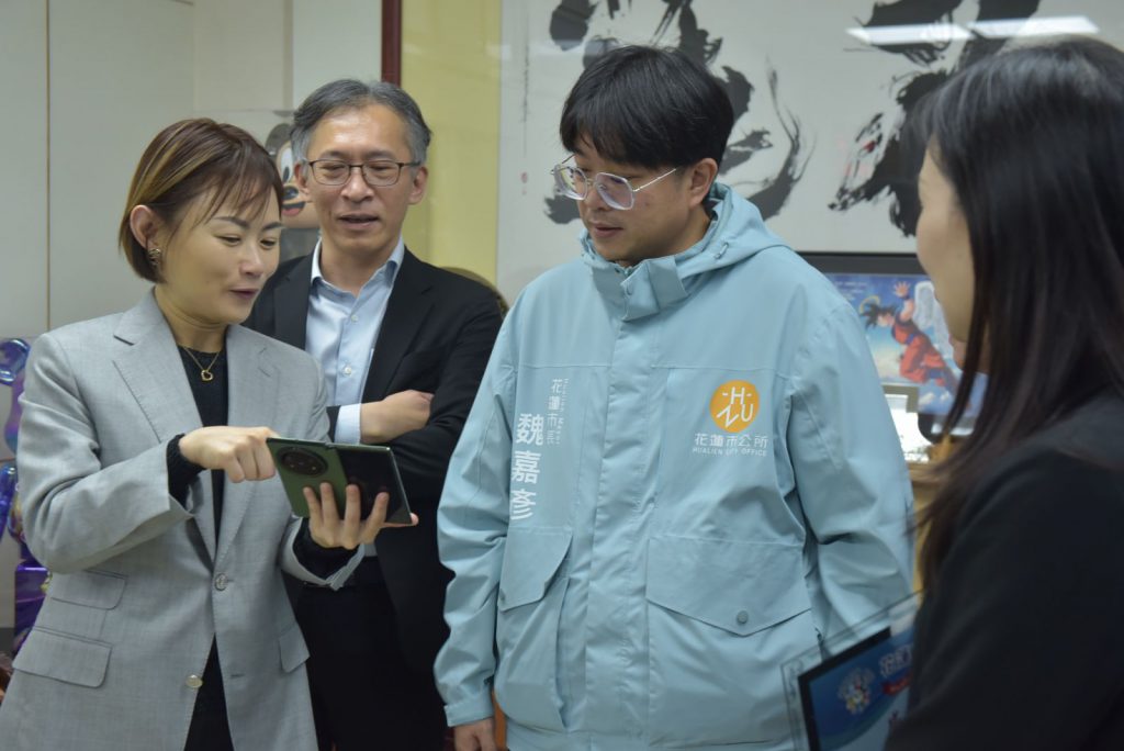 遠傳攜手 vivo 捐贈市公所慈愛基金    關懷弱勢深化在地連結插图2