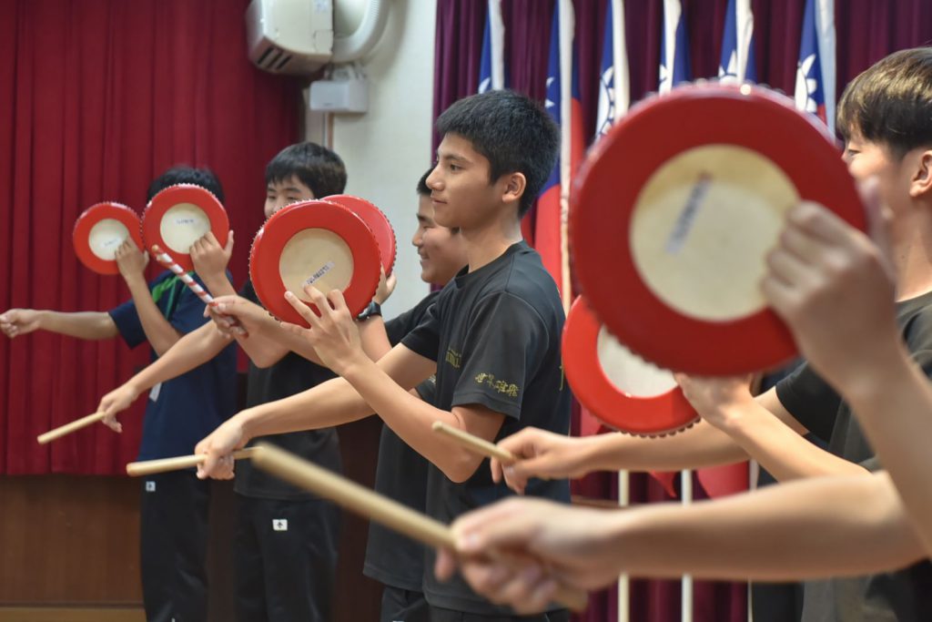 日本與那國町中學師生來臺畢旅 花蓮市公所熱情歡迎插图2 日本與那國町中學師生來臺畢旅 花蓮市公所熱情歡迎插图2