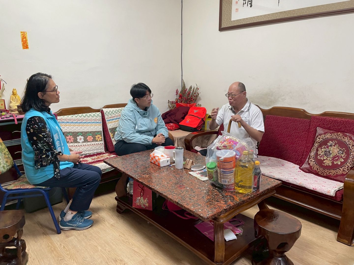 市長魏嘉彥慰問三戶原住民急難家庭　致贈救助金盼助度過難關缩略图