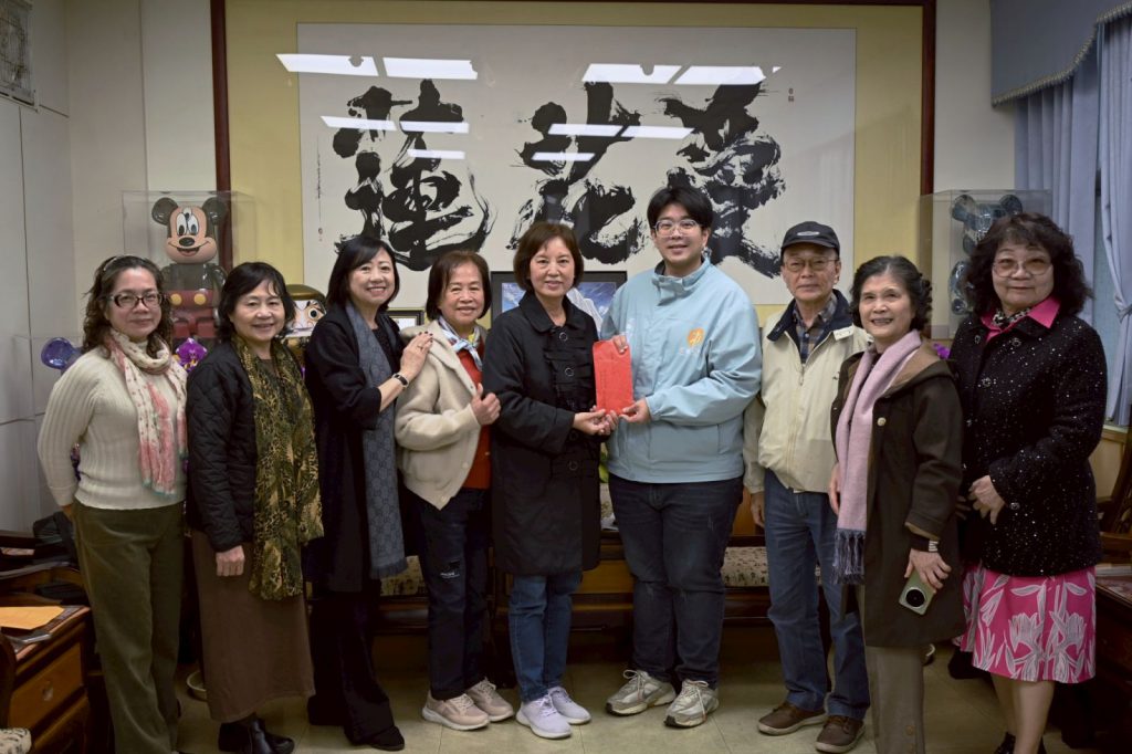 點亮道路光明燈    花蓮溫情姐妹會認養80盞路燈插图1