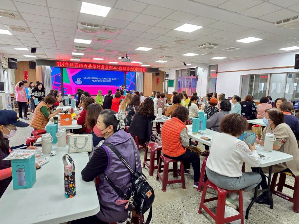 吉安鄉長游淑貞廣推社區培力研習共學    鄉親創意巧思無限插图2