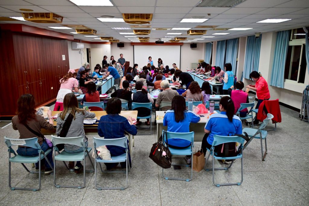 吉安鄉長游淑貞廣推社區培力研習共學    鄉親創意巧思無限插图