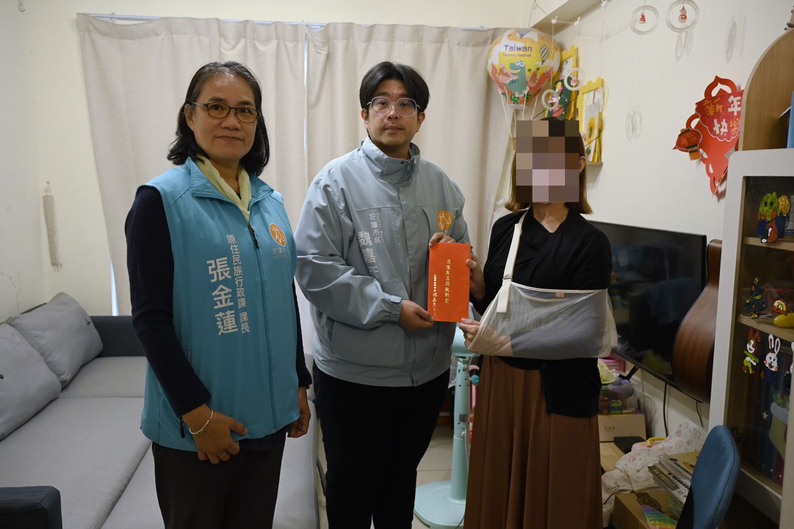 市長魏嘉彥送暖　花蓮市急難救助助人度難關