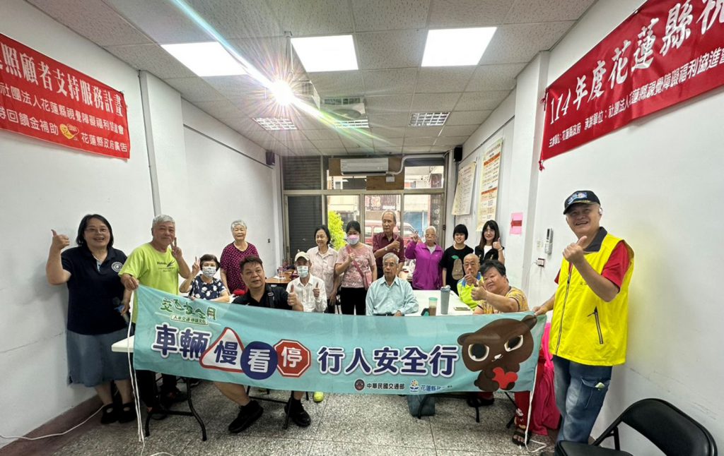 「路老師」走入村里    宣講交通安全    建構高齡友善城市插图