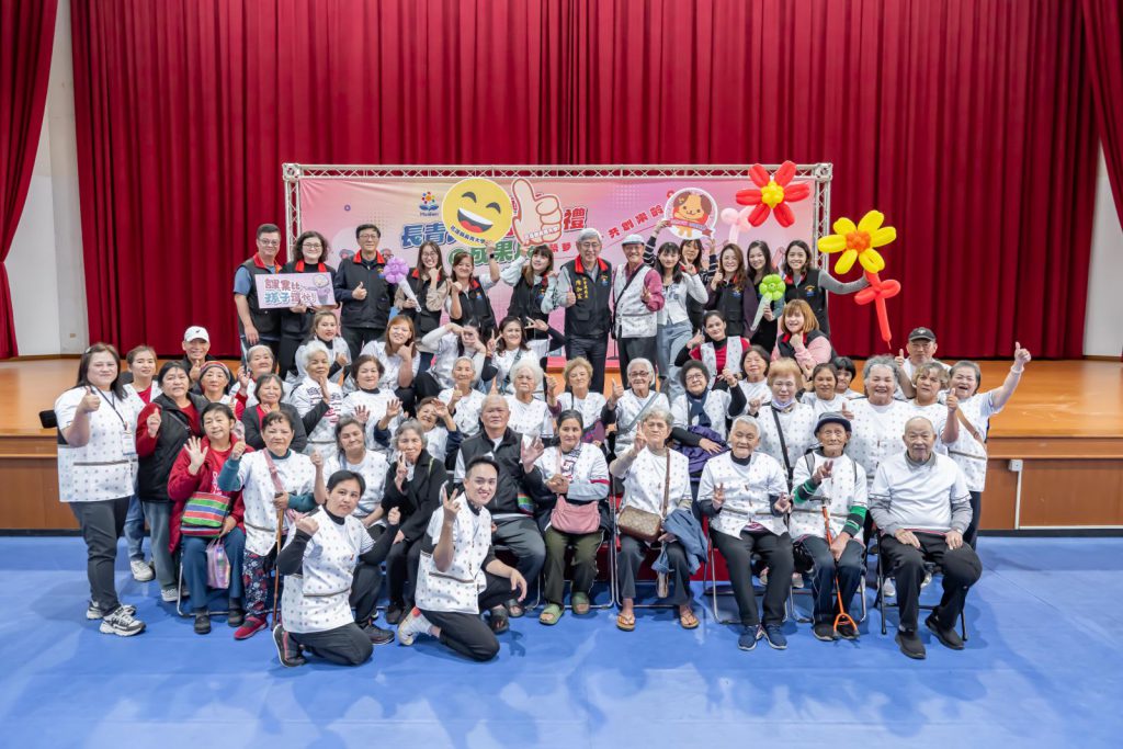 花蓮縣長青大學結業暨成果展登場 1,332位學員完成學程 高齡教育再展成果插图4 花蓮縣長青大學結業暨成果展登場 1,332位學員完成學程 高齡教育再展成果插图4