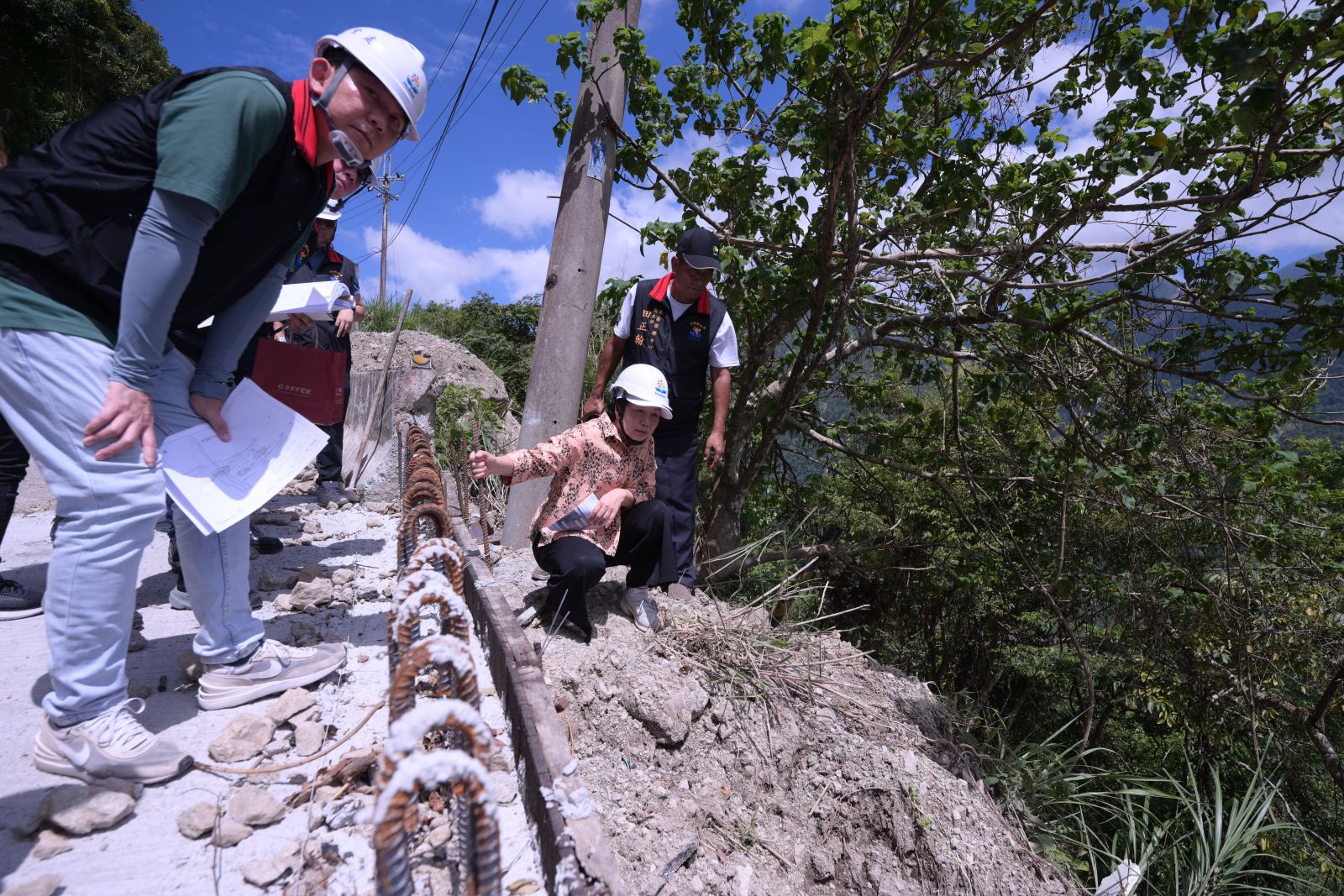 花蓮縣政府115年度    規劃提升赤科山及六十石山周邊農路通行安全缩略图