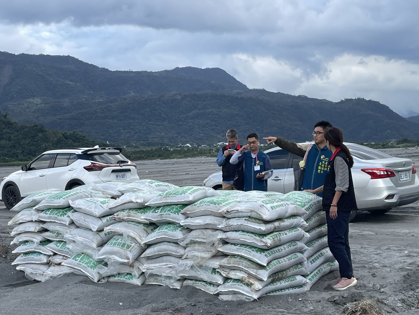 花蓮縣府籲請農友落實合理化施肥　施用後即時翻耕覆土　降低異味影響環境缩略图