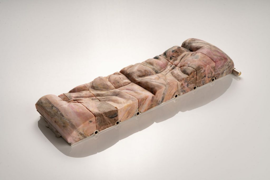 「花蓮寶玉石×當代首飾設計」之「金玉良研-創作設計及切磨人才培訓補助計畫」成果展 12月20日起美術館展出插图1 「花蓮寶玉石×當代首飾設計」之「金玉良研-創作設計及切磨人才培訓補助計畫」成果展 12月20日起美術館展出插图1