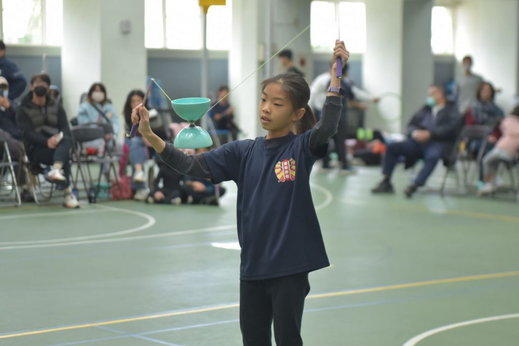 太扯了   第3屆市長盃扯鈴賽    雙人花式技驚全場插图2