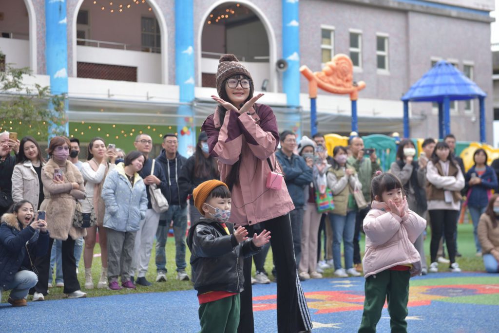 花蓮市幼小班「當我們童在一起」成果展    市長魏嘉彥表欣慰插图
