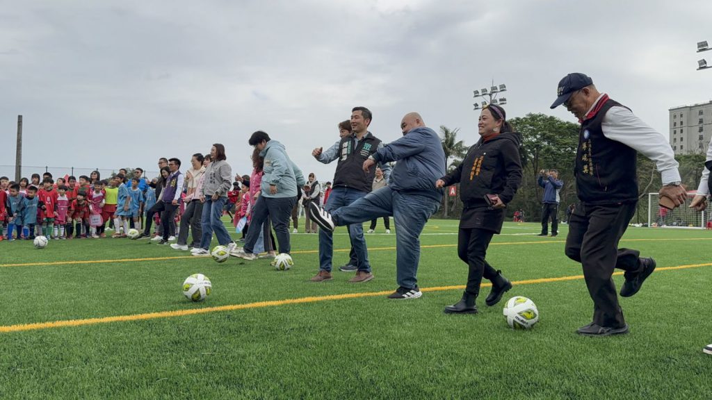 佐倉八人制足球場完工啟用   115年花蓮市市長盃足球錦標賽歡樂開幕插图2