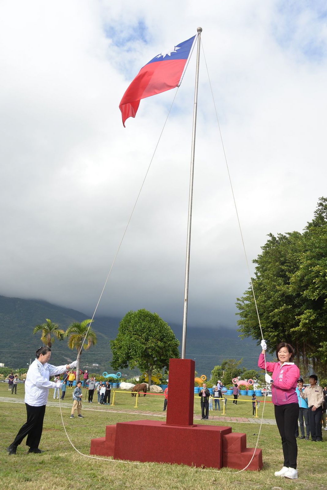 吉安鄉115年元旦升旗暨健行 歡樂迎接新的一年插图5 吉安鄉115年元旦升旗暨健行 歡樂迎接新的一年插图5