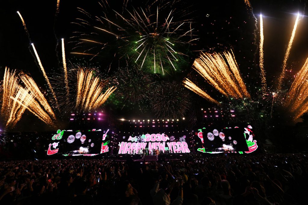 全台最強跨年演唱會在臺東 《東！帶我走 2026》 現場破10萬人   線上直播再吸30萬人插图5