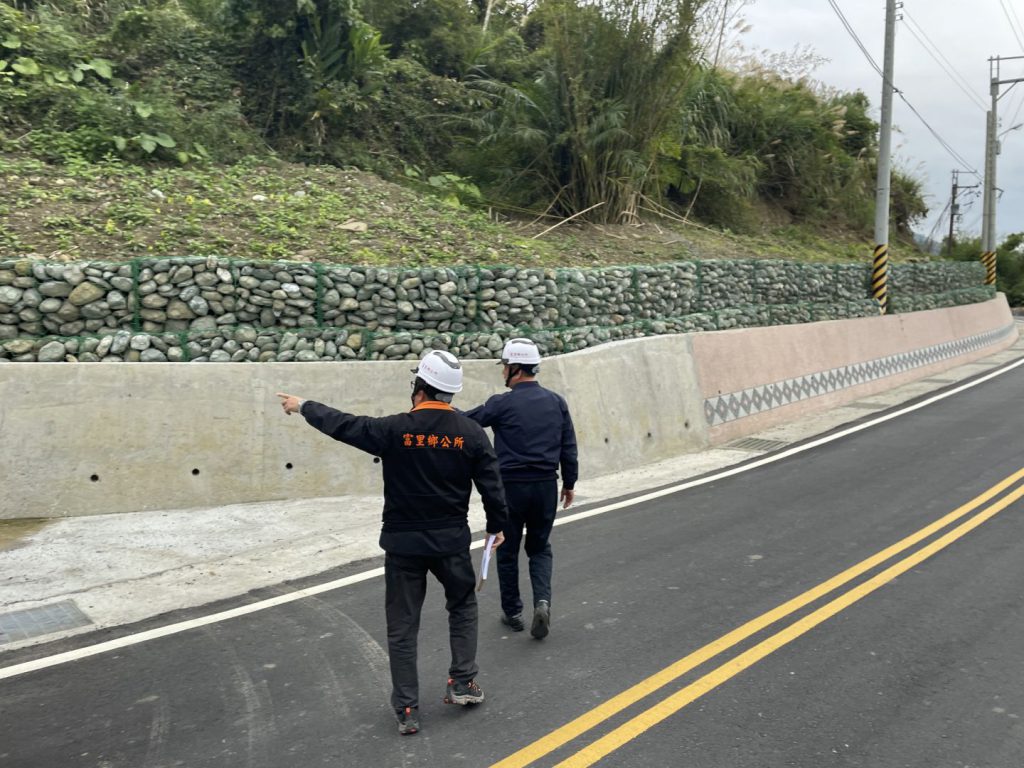 富里鄉長江東成視察災害復建工程　提升品質增進防災韌性插图2