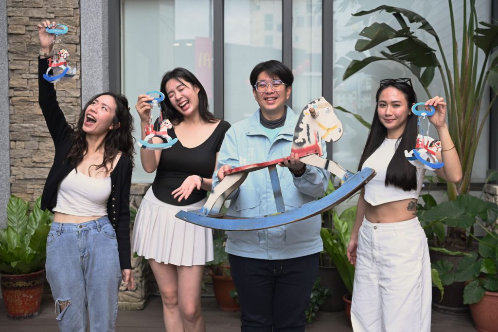 花蓮市公所「馬上快樂」馬年小提燈登場 攜手在地網紅邀鄉親歡喜迎元宵插图1 花蓮市公所「馬上快樂」馬年小提燈登場 攜手在地網紅邀鄉親歡喜迎元宵插图1