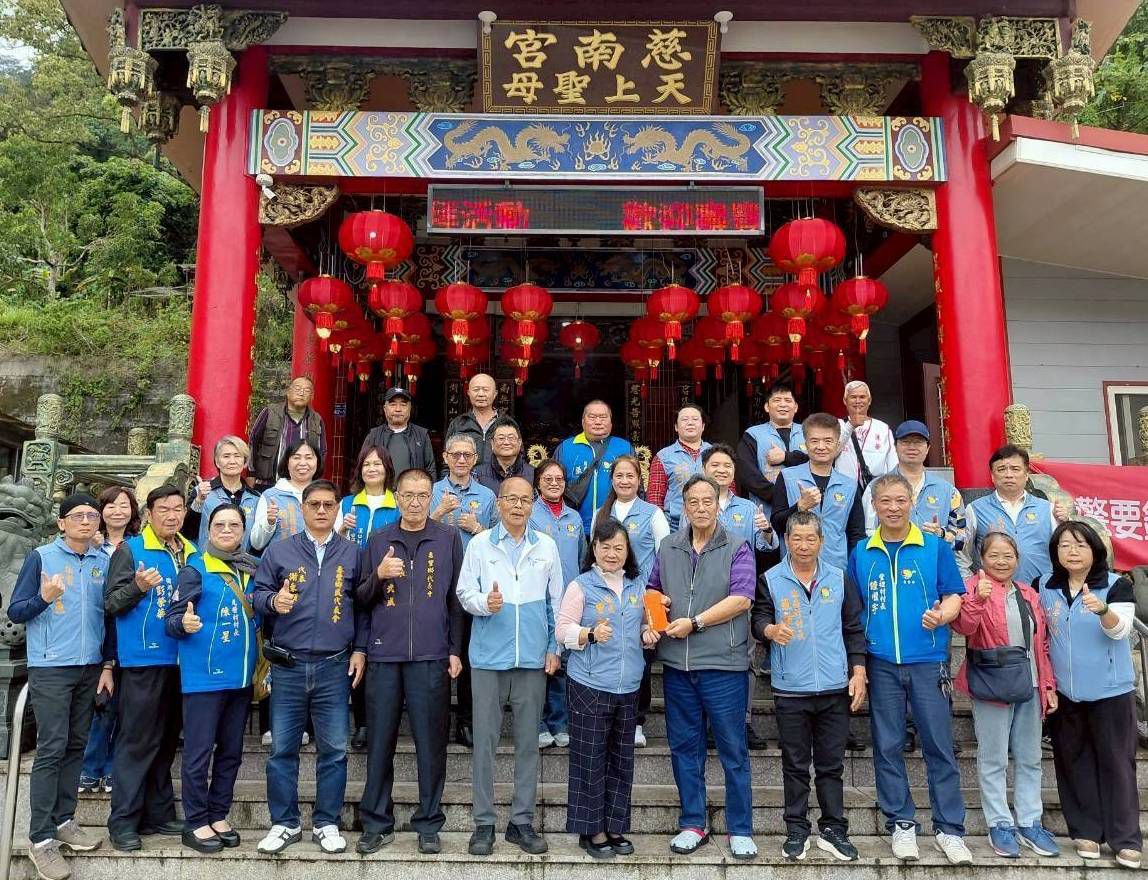 壽豐鄉長曾淑懿宮廟走春    感謝眾神賜福    勉勵商圈團結、自律重遊遊客信心缩略图