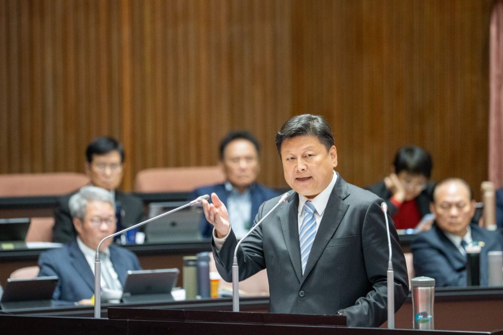 傅崐萁立法院施政總質詢    要求政院制定「國家安全及核心技術保護條例」   確保經濟命脈根留台灣插图1