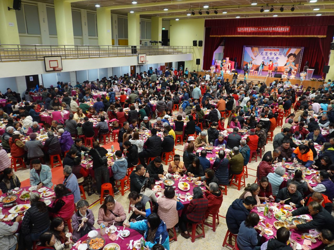 公有零售市場新春聯誼餐會    魏嘉彥感謝攤商攜手打造友善市場