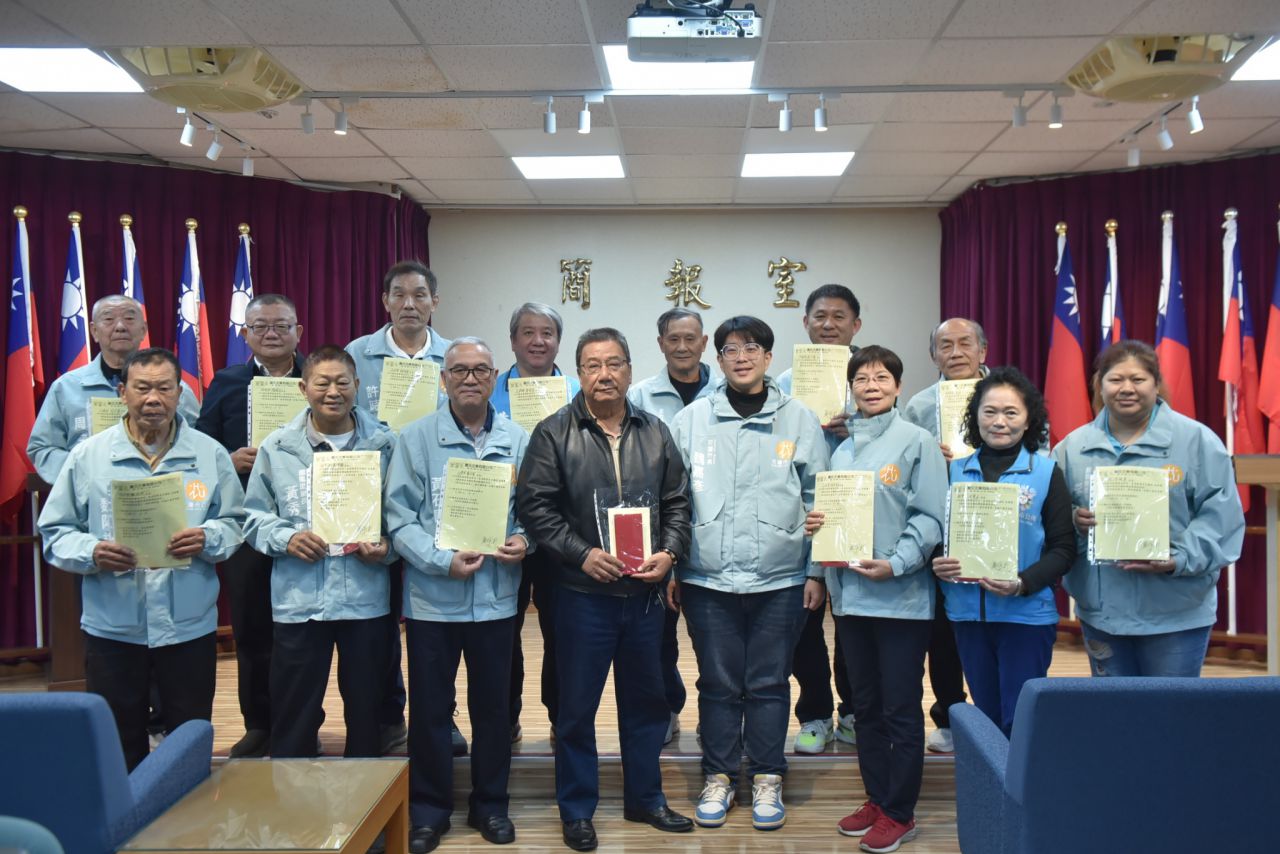 蕭氏企業有限公司春節前夕助弱勢    18里100自強戶受惠缩略图