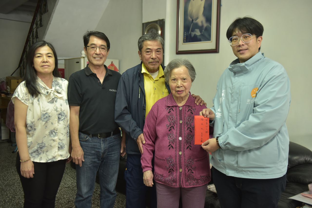 市公所退休里幹事捐慈愛基金 盼父親遺愛庇護更多弱勢缩略图