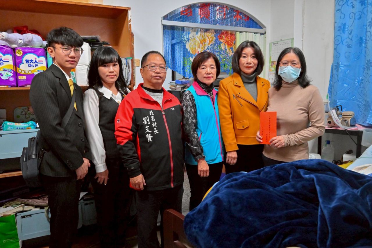 吉安鄉長游淑貞攜手大聯不動產送暖    守護弱勢家庭共築關懷網絡缩略图