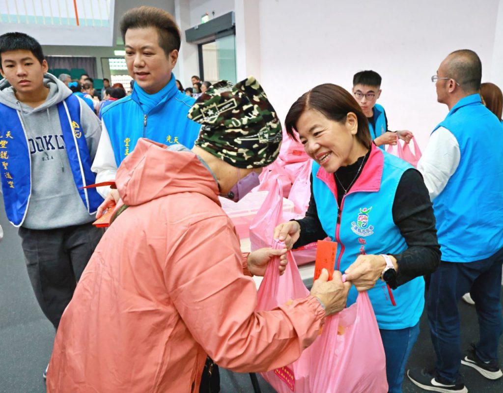 鄉長游淑貞資源連結    促成跨越縣市捐助    687戶家庭受惠插图3