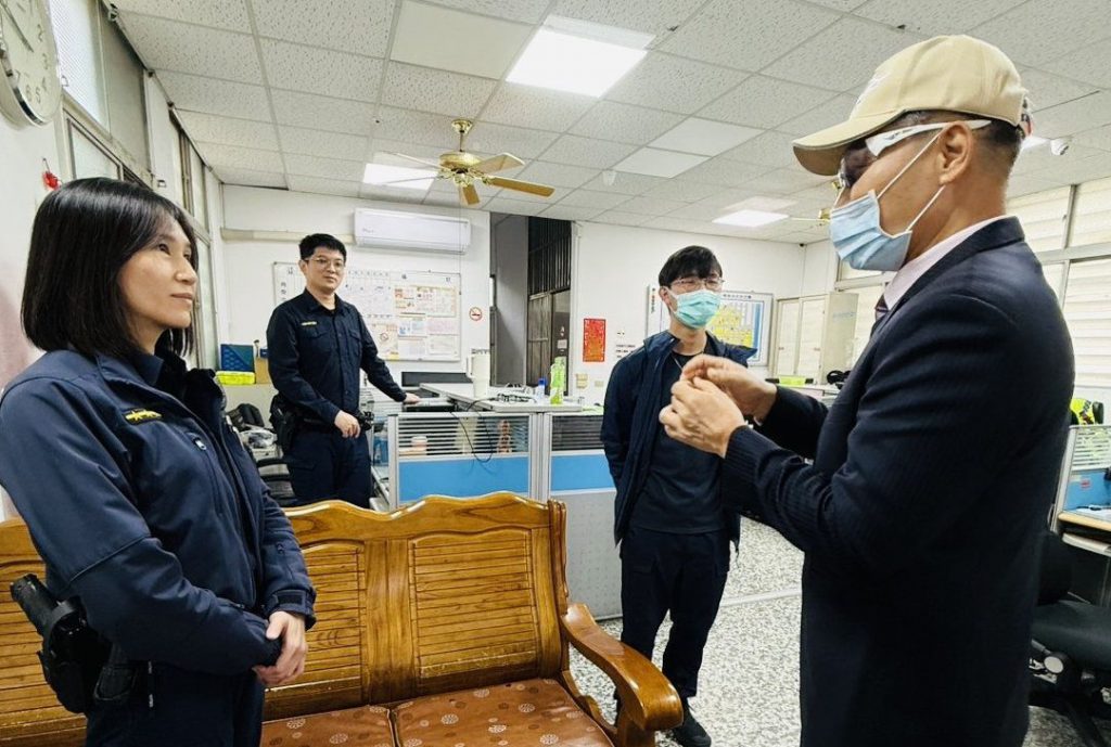 曾記麻糬創辦人董椿霳發送馬年幸福小紅包 向員工、顧客及值勤員警致謝插图2