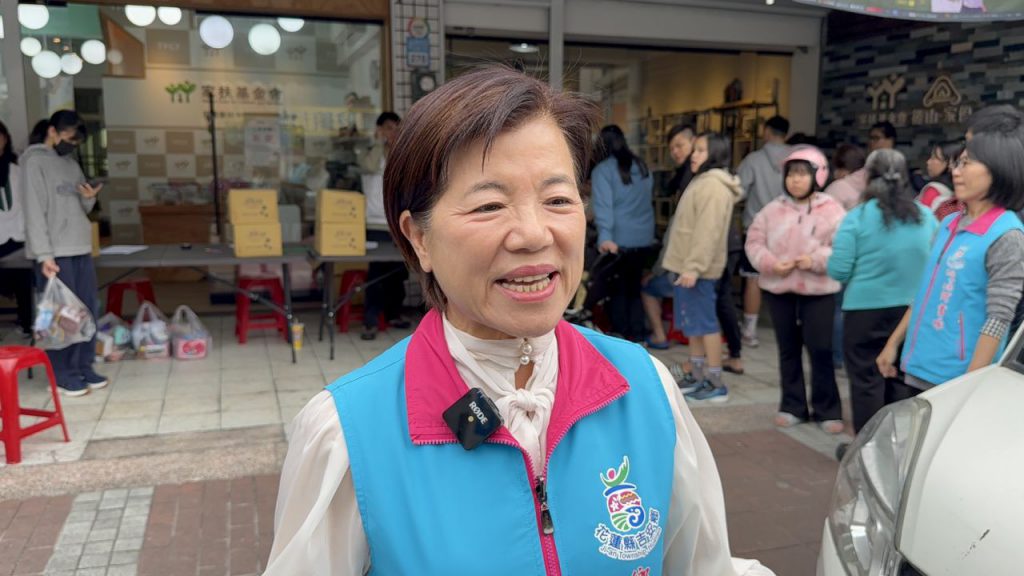 鄉長游淑貞    家扶吉安發年菜    溫馨關懷逾200家戶  讓愛在吉安鄉蔓延插图1