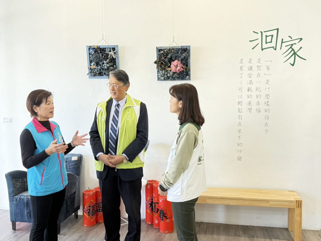 吉安鄉捐贈花蓮家扶5萬元扶幼    家扶主委謝立德肯定游淑貞扶助弱勢做為插图