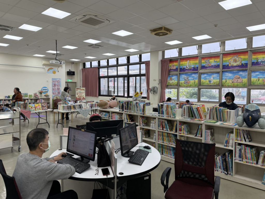 教育工作與行政資歷的歷練    游淑貞致力推動閱讀  要讓花蓮因閱讀而美好插图2