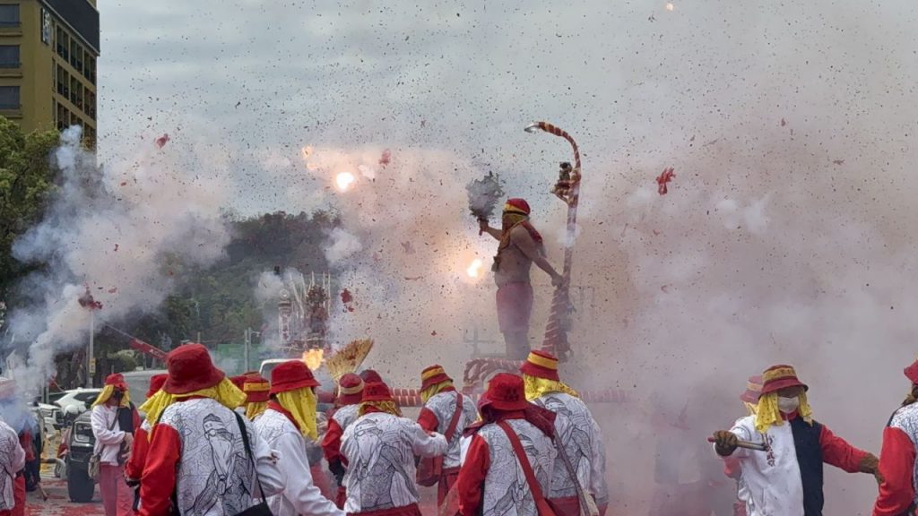 力推臺東炸寒單列入「國家級無形文化資產」 黃建賓現身說法插图2 力推臺東炸寒單列入「國家級無形文化資產」 黃建賓現身說法插图2