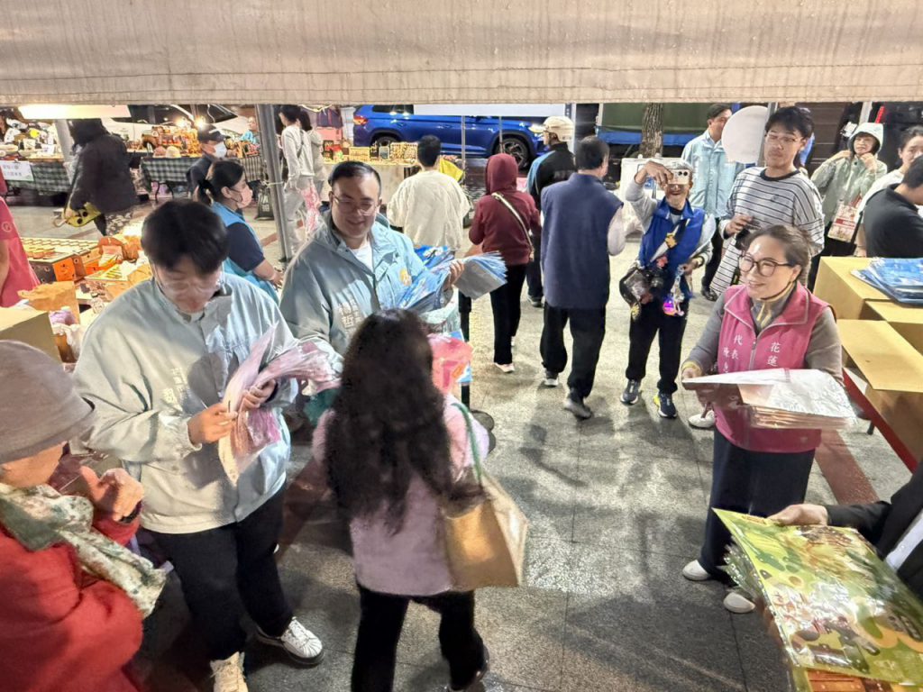 市公所「馬年慶元宵暨客家天穿日」活動    微雨中不減民眾熱情插图2