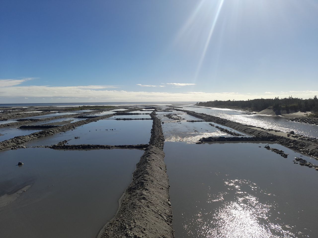 臺東縣政府守護春節清新空氣    卑南溪水覆蓋修復率逾9成缩略图