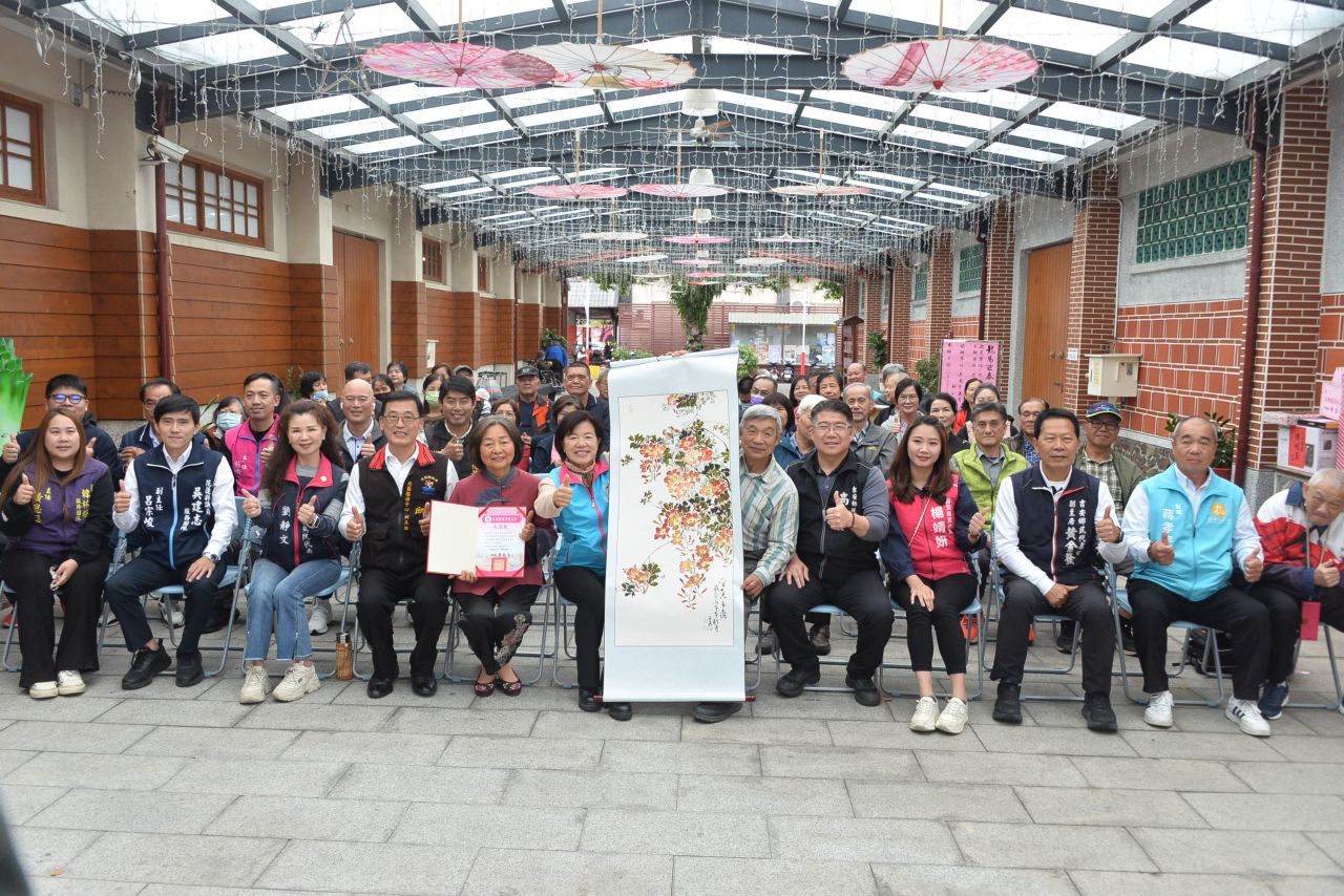 花蓮縣美育交流學會會員聯展    大師作品展至3月29日缩略图