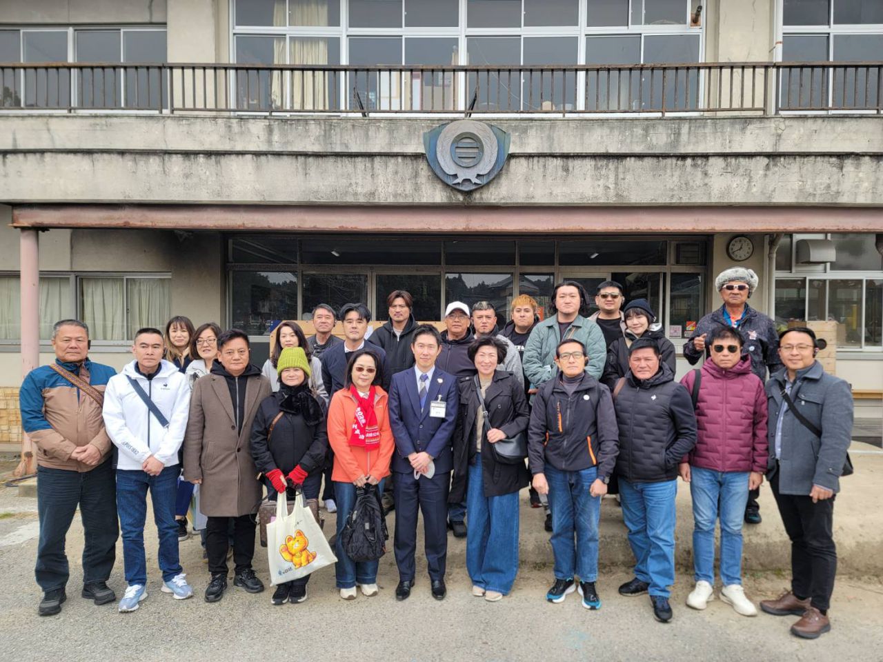 借鏡日本校舍重生    縣長饒慶鈴率團見證千葉縣市里見小學轉型成果缩略图