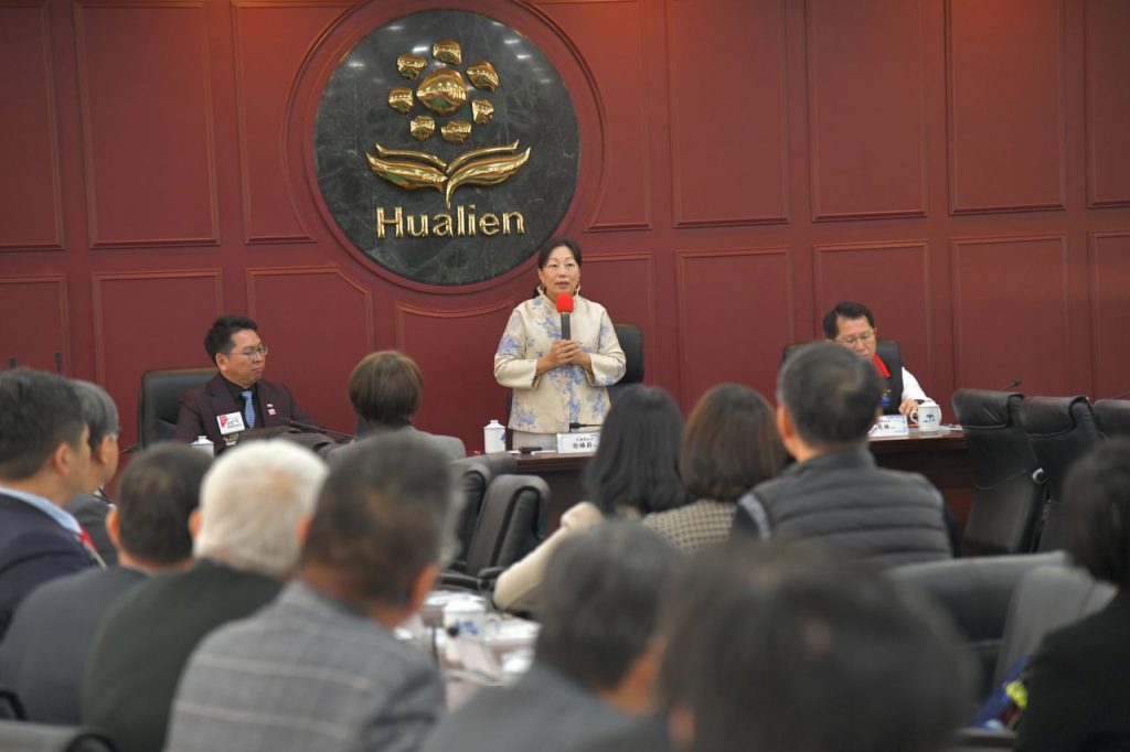 徐榛蔚會見BNI 商會「長展鑽石分會」 攜手開創花蓮產業新藍海插图 徐榛蔚會見BNI 商會「長展鑽石分會」 攜手開創花蓮產業新藍海插图