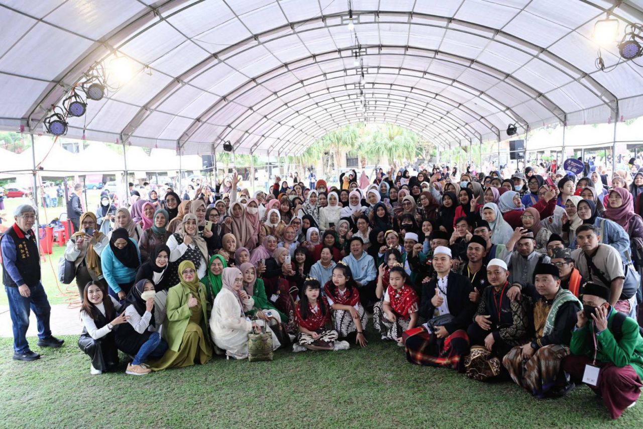 縣長徐榛蔚出席    115年度「花蓮縣開齋節慶典暨法令宣導活動」缩略图