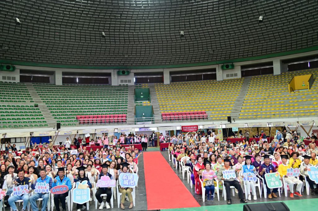 臺東長青大學2.0招生博覽會熱鬧登場 逾120班課程陪長者樂學習插图 臺東長青大學2.0招生博覽會熱鬧登場 逾120班課程陪長者樂學習插图