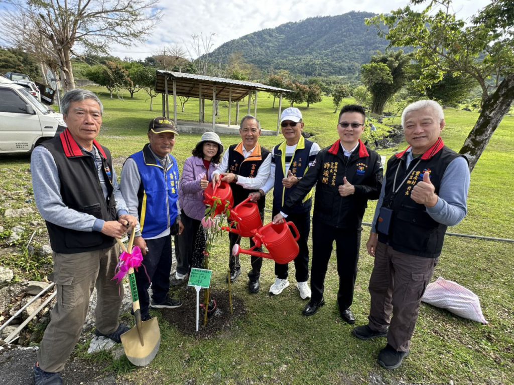 富里鄉公所打造觀光鏈    天使之眼栽種近500棵山櫻花插图1