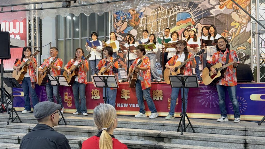 女媧不補天 一起來唱歌 客家愛樂協會嗨翻遠百廣場插图3 女媧不補天 一起來唱歌 客家愛樂協會嗨翻遠百廣場插图3