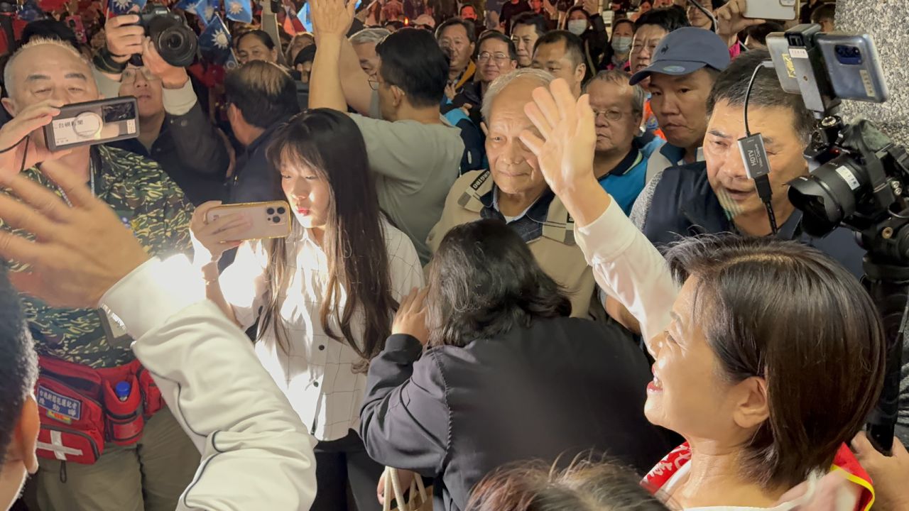 獲國民黨提名參選縣長    游淑貞返花鄉親自發迎接    高呼凍蒜缩略图